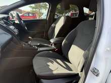 FORD FOCUS 1.0 ECOBOOST ST-LINE 5DR
