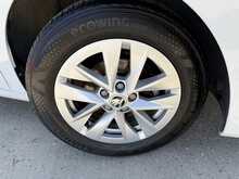 SKODA FABIA 1.0 MPI SE COMFORT 5DR