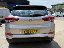 HYUNDAI TUCSON 1.7CRDI BLUEDRIVE SE NAV 5DR