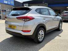 HYUNDAI TUCSON 1.7CRDI BLUEDRIVE SE NAV 5DR