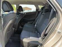 HYUNDAI TUCSON 1.7CRDI BLUEDRIVE SE NAV 5DR