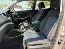 HYUNDAI TUCSON 1.7CRDI BLUEDRIVE SE NAV 5DR
