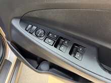 HYUNDAI TUCSON 1.7CRDI BLUEDRIVE SE NAV 5DR
