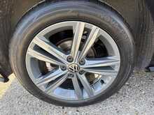 VOLKSWAGEN POLO 1.0 TSI R-LINE DSG AUTO 5DR
