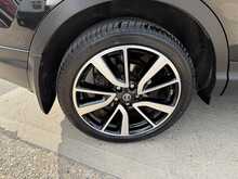 NISSAN QASHQAI 1.5 DCI TEKNA 5DR