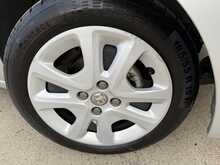 VAUXHALL VIVA 1.0 SE 5DR