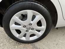 VAUXHALL VIVA 1.0 SE 5DR