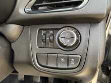 VAUXHALL VIVA 1.0 SE 5DR