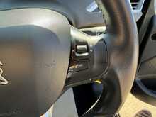 PEUGEOT 208 1.2 PURETECH ACTIVE 5DR