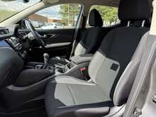 NISSAN QASHQAI 1.2 DIG-T ACENTA 5DR