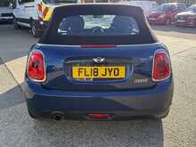 MINI COOPER CONVERTIBLE 1.5 2DR