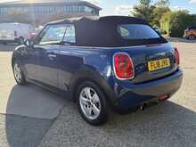 MINI COOPER CONVERTIBLE 1.5 2DR
