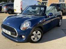 MINI COOPER CONVERTIBLE 1.5 2DR