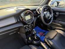 MINI COOPER CONVERTIBLE 1.5 2DR