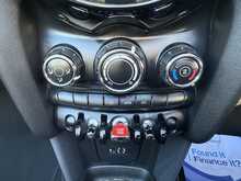 MINI COOPER CONVERTIBLE 1.5 2DR