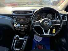 NISSAN QASHQAI 1.3 DIG-T ACENTA PREMIUM 5DR