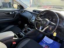 NISSAN QASHQAI 1.3 DIG-T ACENTA PREMIUM 5DR