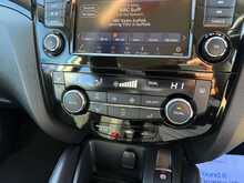 NISSAN QASHQAI 1.3 DIG-T ACENTA PREMIUM 5DR