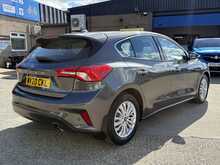 FORD FOCUS 1.0 ECOBOOST TITANIUM 5DR