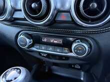 NISSAN JUKE 1.0 DIG-T N-CONNECTA 5DR