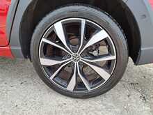 Volkswagen Taigo TSI R-Line - U149299