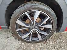 Volkswagen Taigo TSI R-Line - U149299