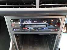 Volkswagen Taigo TSI R-Line - U149299