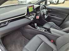 Toyota C-HR VVT-h Dynamic - U149589