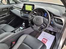Toyota C-HR VVT-h Dynamic - U149589