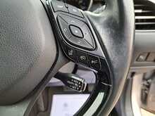 Toyota C-HR VVT-h Dynamic - U149589