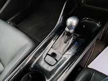 Toyota C-HR VVT-h Dynamic - U149589
