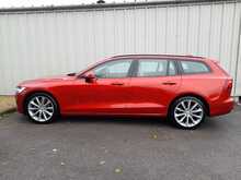 Volvo V60 D4 Momentum Plus - U149853