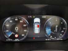 Volvo V60 D4 Momentum Plus - U149853