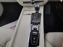 Volvo V60 D4 Momentum Plus - U149853