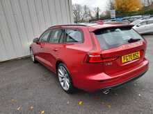 Volvo V60 D4 Momentum Plus - U149853