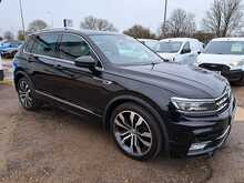 Volkswagen Tiguan TSI BlueMotion Tech R-Line - U149998