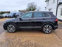 Volkswagen Tiguan TSI BlueMotion Tech R-Line - U149998
