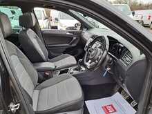 Volkswagen Tiguan TSI BlueMotion Tech R-Line - U149998