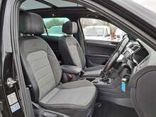 Volkswagen Tiguan TSI BlueMotion Tech R-Line - U149998