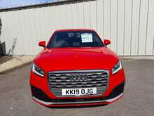 Audi Q2 TDI S line - U150199