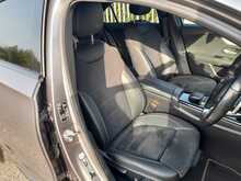 Mercedes-Benz A Class A250e AMG Line Edition - U150219