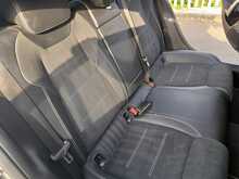 Mercedes-Benz A Class A250e AMG Line Edition - U150219