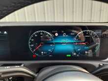 Mercedes-Benz A Class A250e AMG Line Edition - U150219