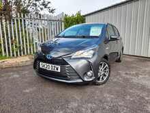 Toyota Yaris VVT-h Y20 Bi-tone - U150259