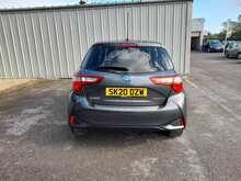 Toyota Yaris VVT-h Y20 Bi-tone - U150259