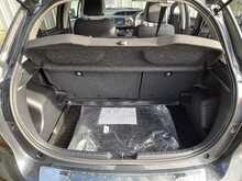 Toyota Yaris VVT-h Y20 Bi-tone - U150259