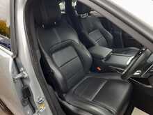 Jaguar F-PACE D200 MHEV R-Dynamic S - U150312