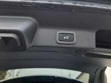 Jaguar F-PACE D180 Chequered Flag - U150318