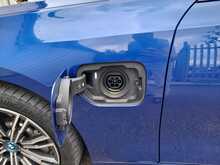BMW 3 Series 330e M Sport - U150321