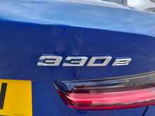 BMW 3 Series 330e M Sport - U150321